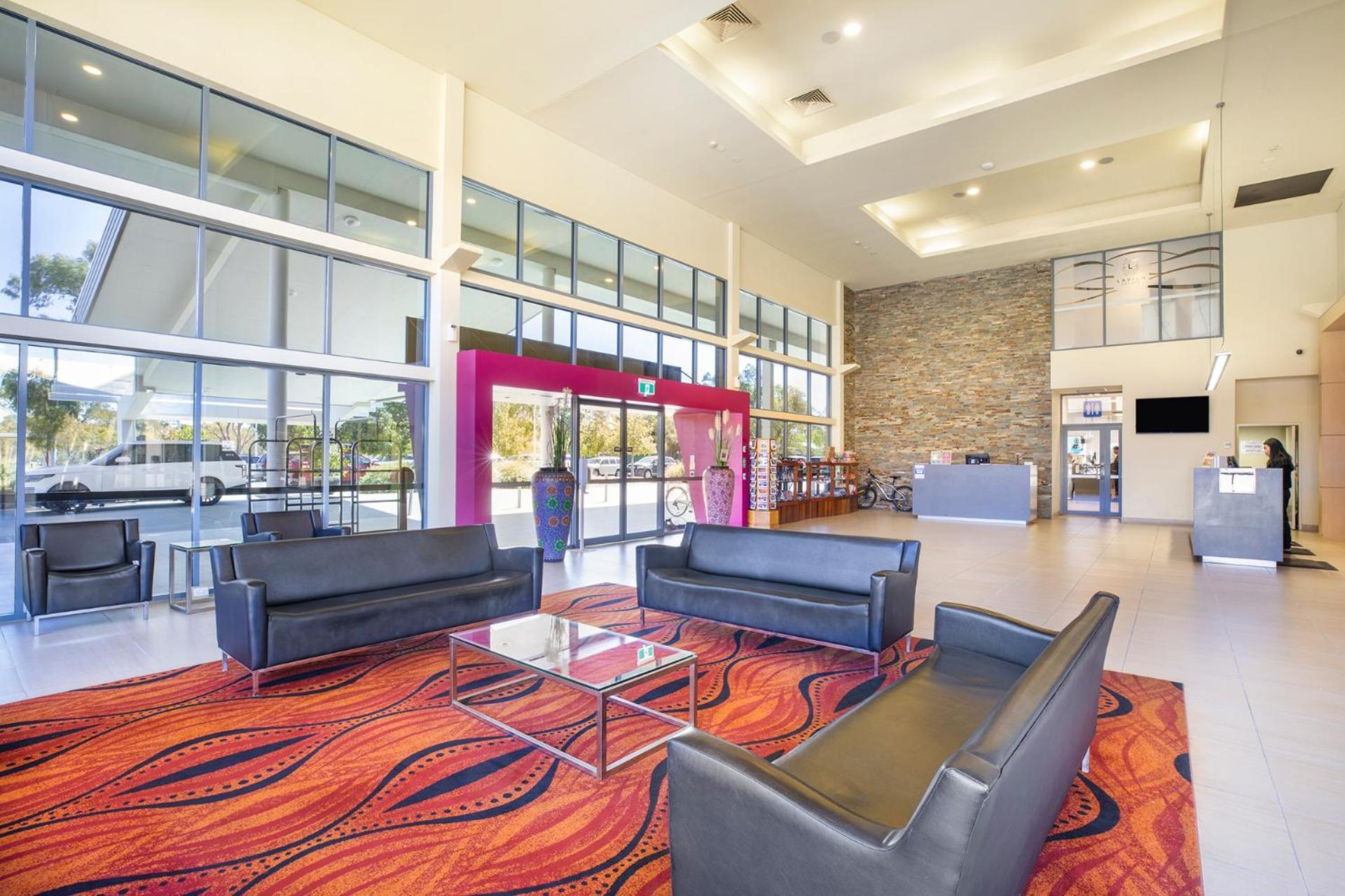 Crowne Plaza Alice Springs Lasseters, An Ihg Hotel Exterior photo